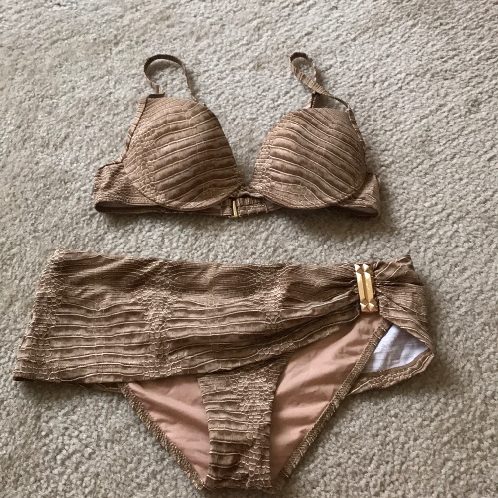 NWOT BCBG snake skin swim suit